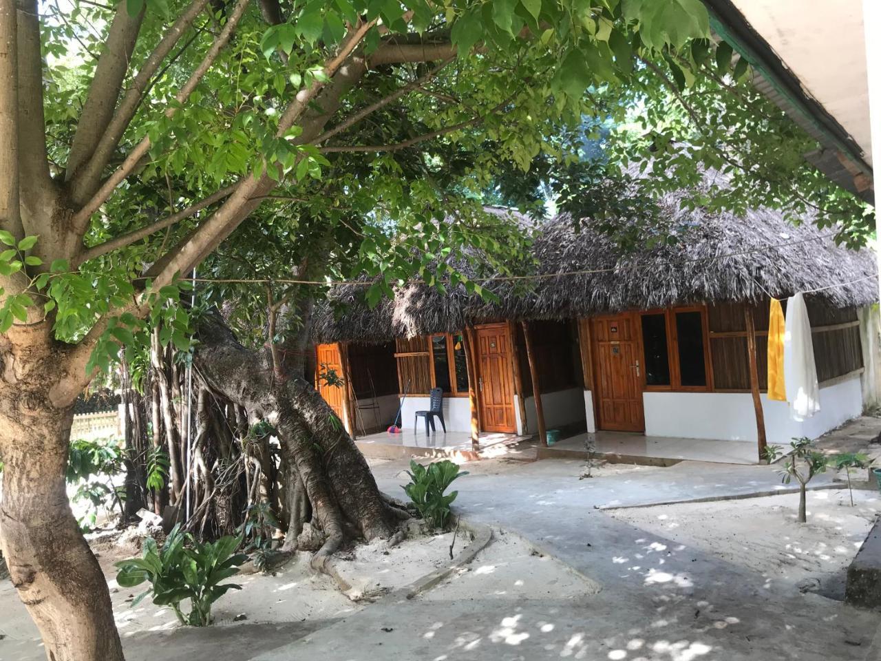Ova Baluk Bungalow Nembrala Kültér fotó