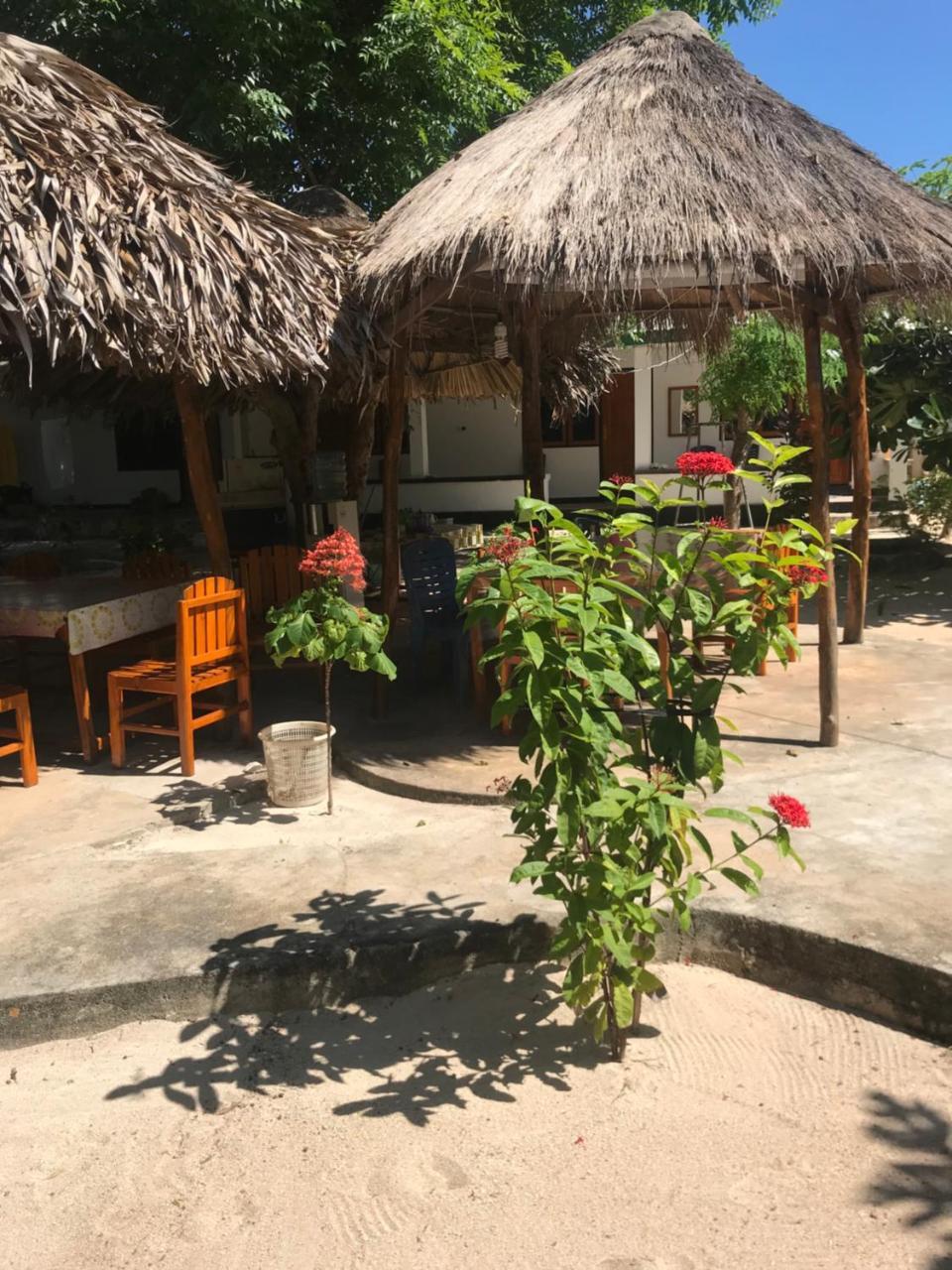 Ova Baluk Bungalow Nembrala Kültér fotó